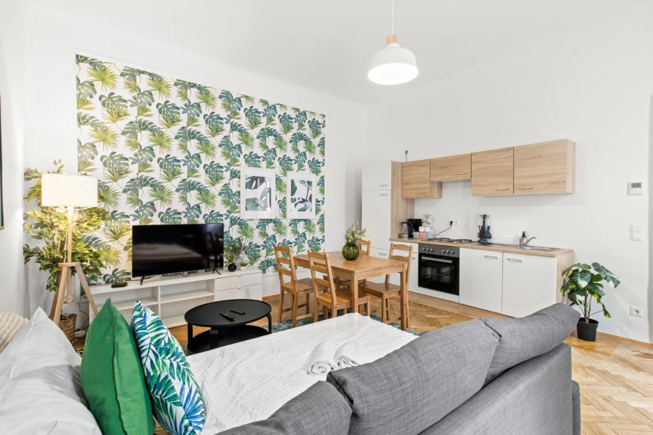 Separate Bedroom - Near Schoenbrunn فيينا المظهر الخارجي الصورة