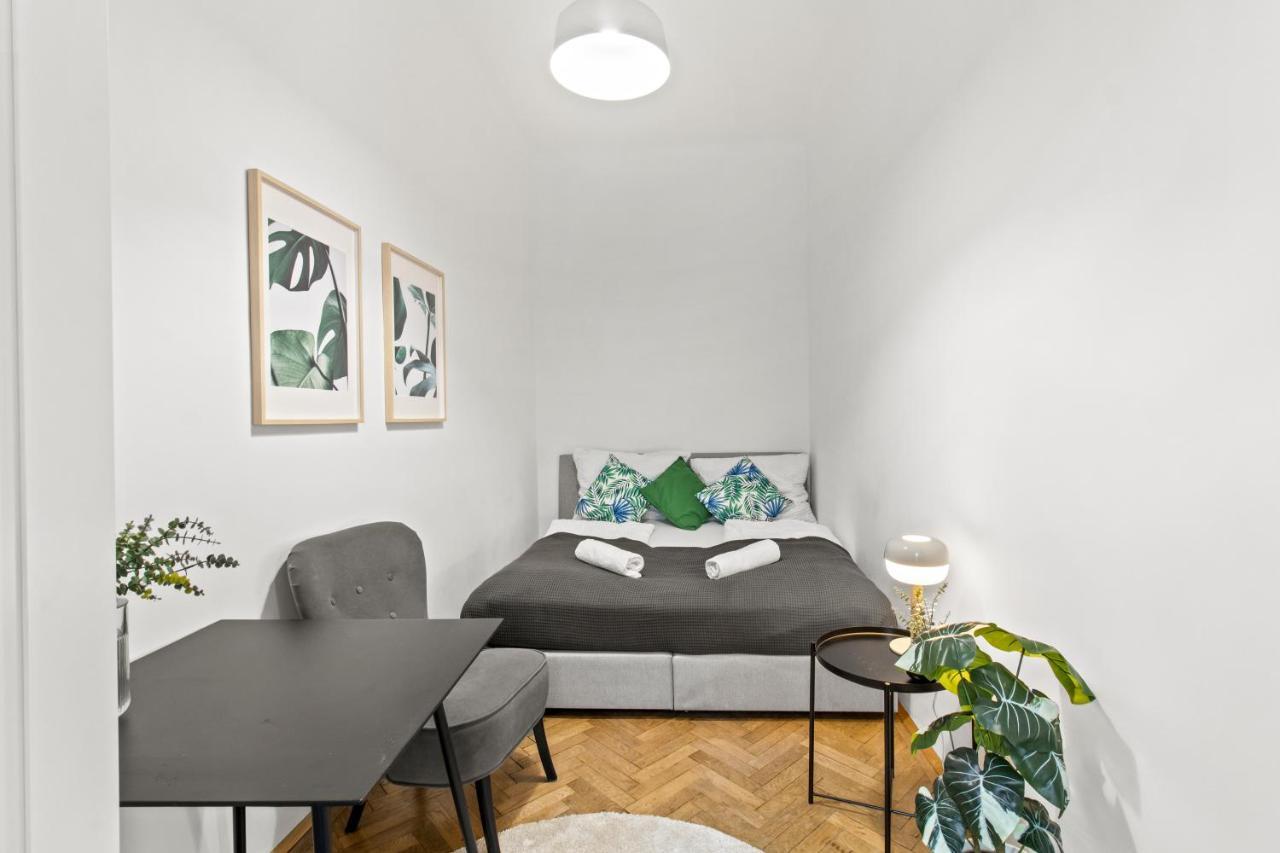 Separate Bedroom - Near Schoenbrunn فيينا المظهر الخارجي الصورة